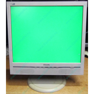 Б/У монитор 17" Philips 170B с колонками и USB-хабом в Уссурийске, белый (Уссурийск)